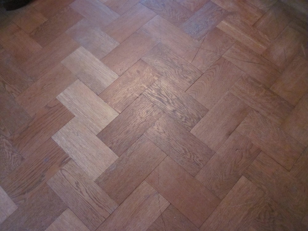 Herringbone oak flooring
